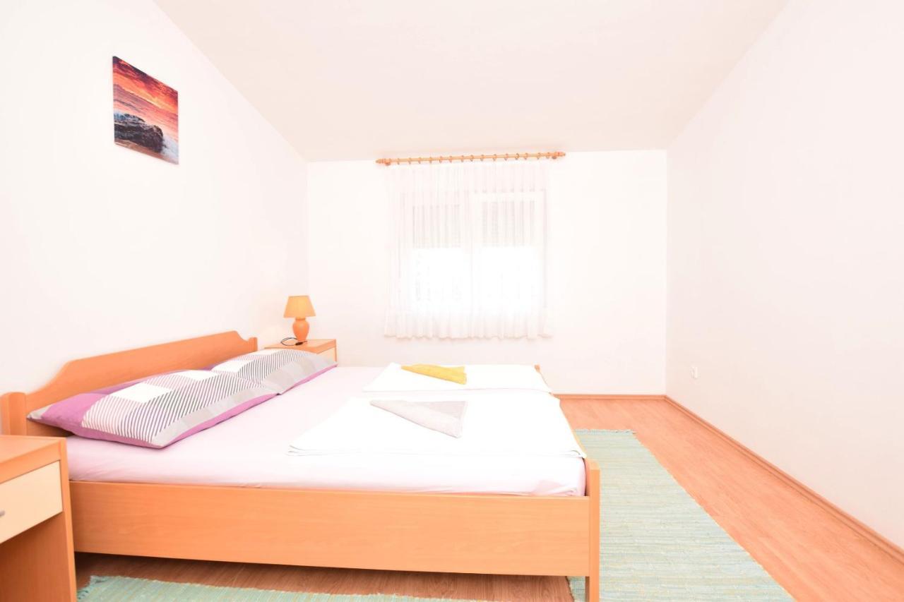 Apartment Diva Nin Bagian luar foto